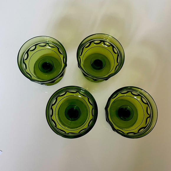 Set of 4 Vintage (1960s/1970s) green Indiana Glass Kings Crown thumbprint. - Picture 2 of 6